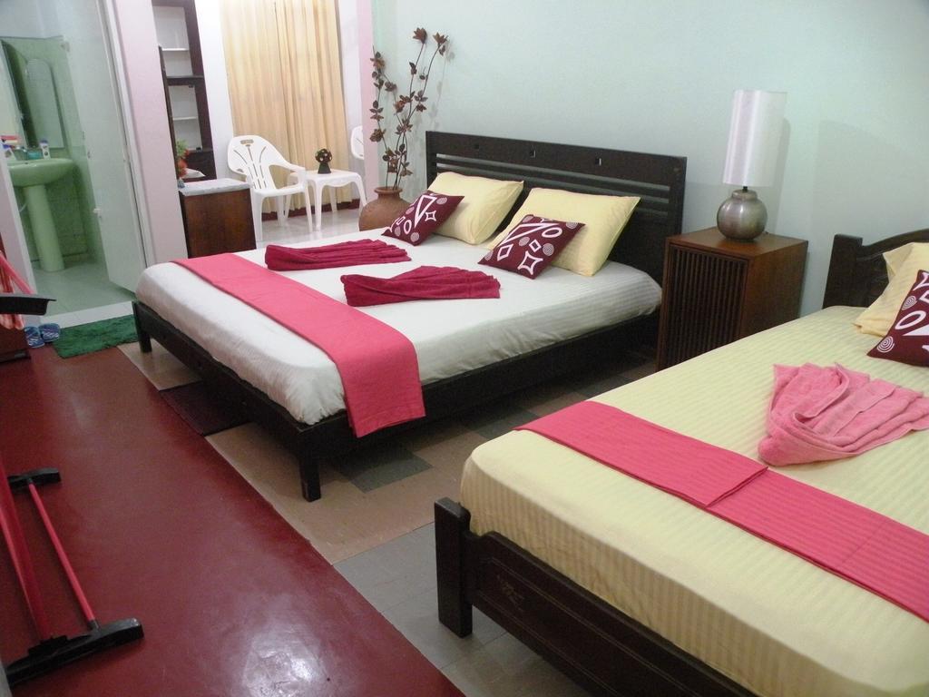 Henderson Airport Residence Negombo Szoba fotó