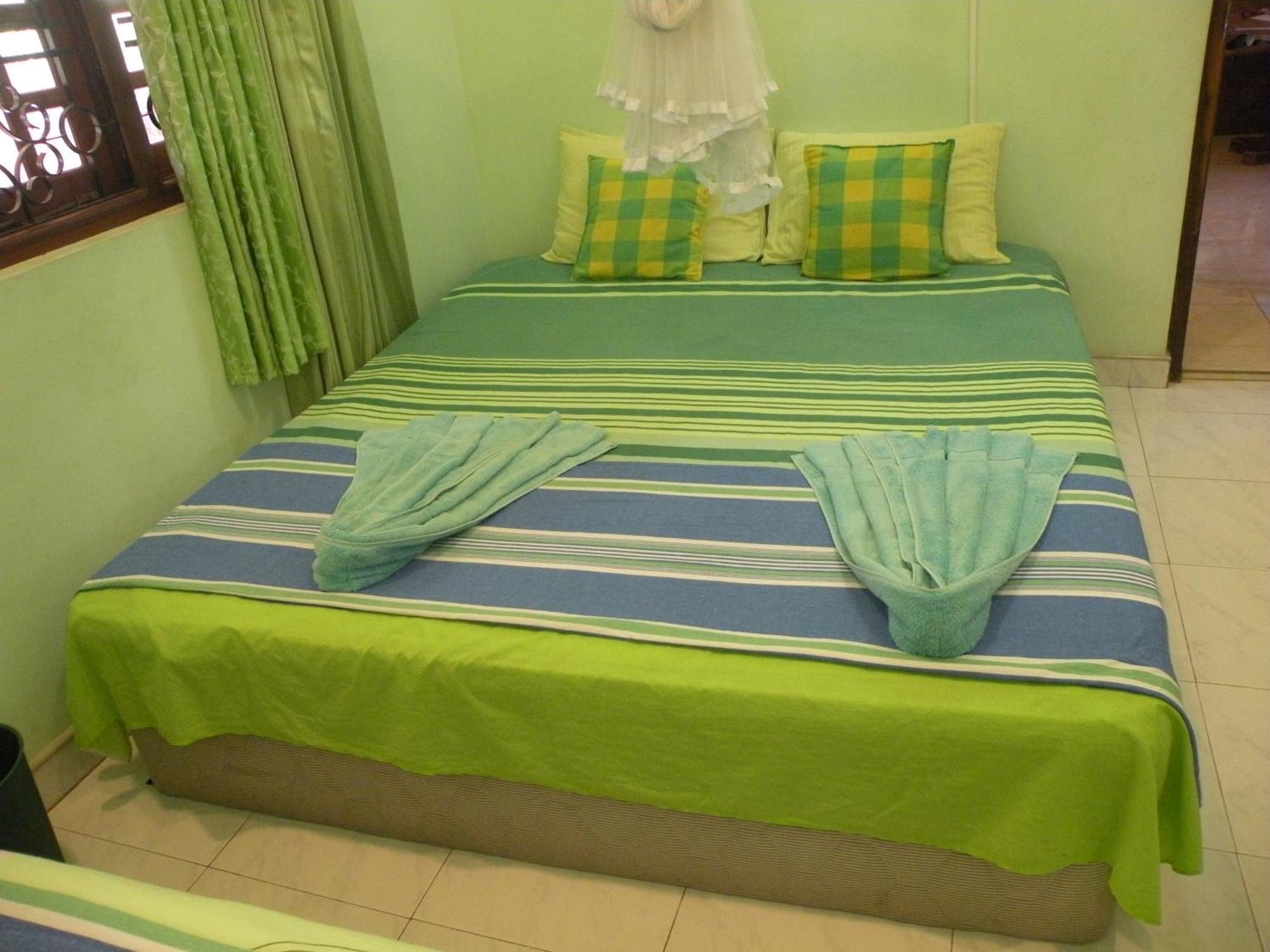 Henderson Airport Residence Negombo Kültér fotó