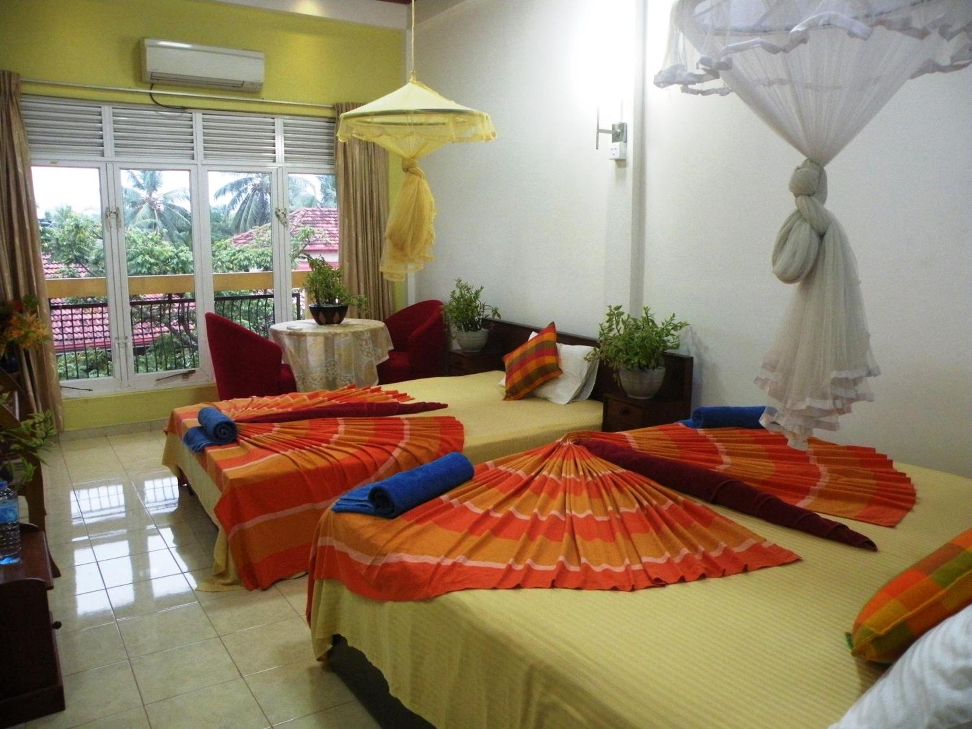 Henderson Airport Residence Negombo Szoba fotó