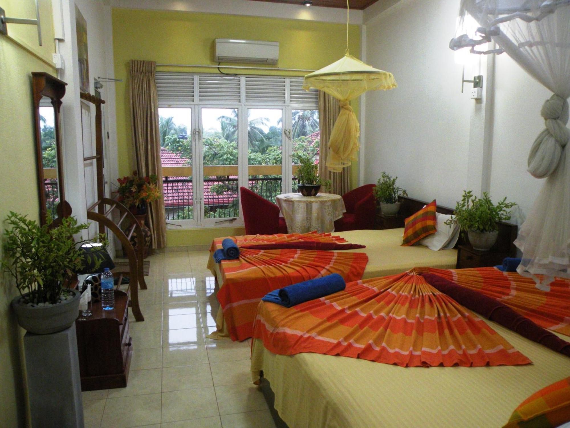 Henderson Airport Residence Negombo Szoba fotó