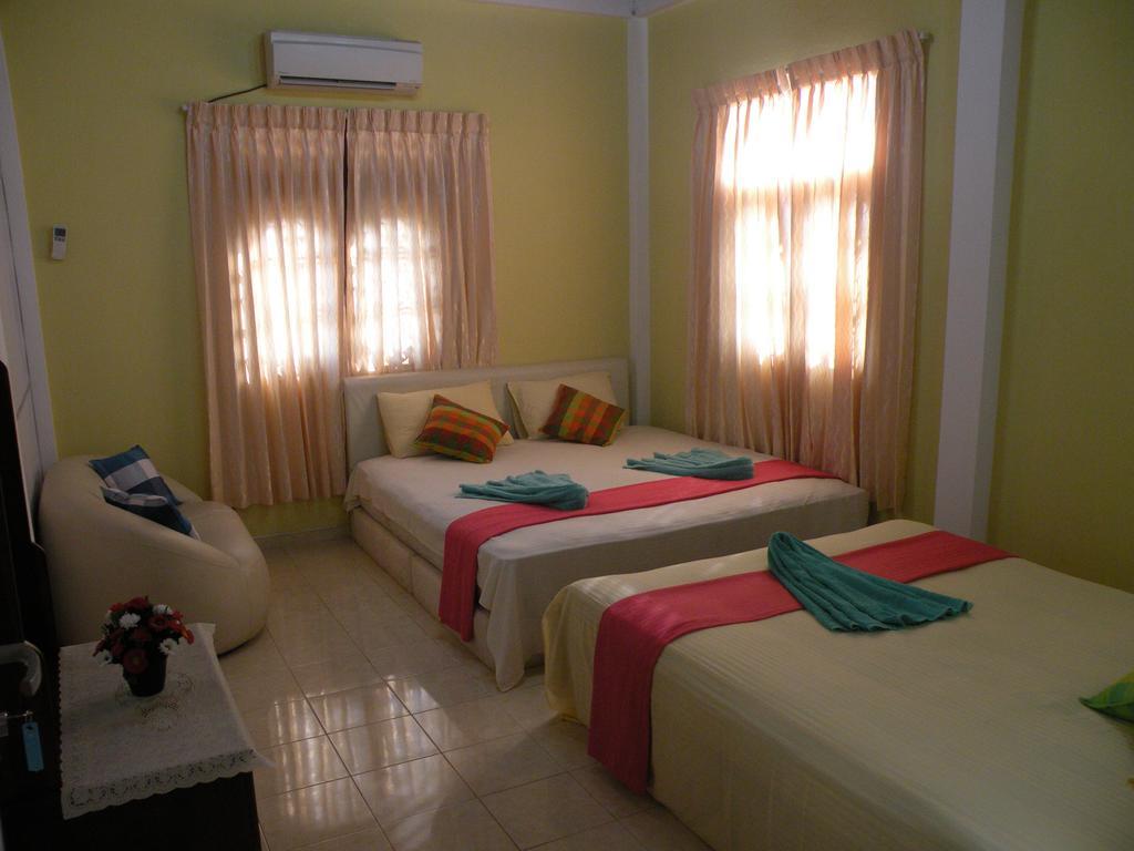 Henderson Airport Residence Negombo Szoba fotó