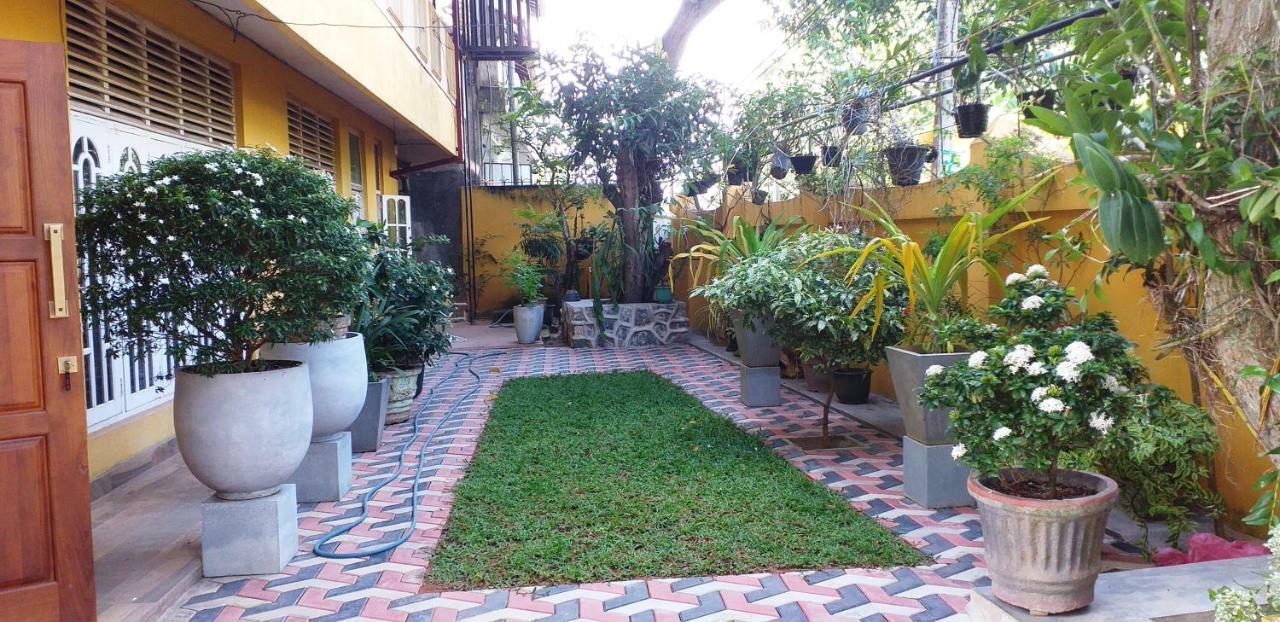 Henderson Airport Residence Negombo Kültér fotó